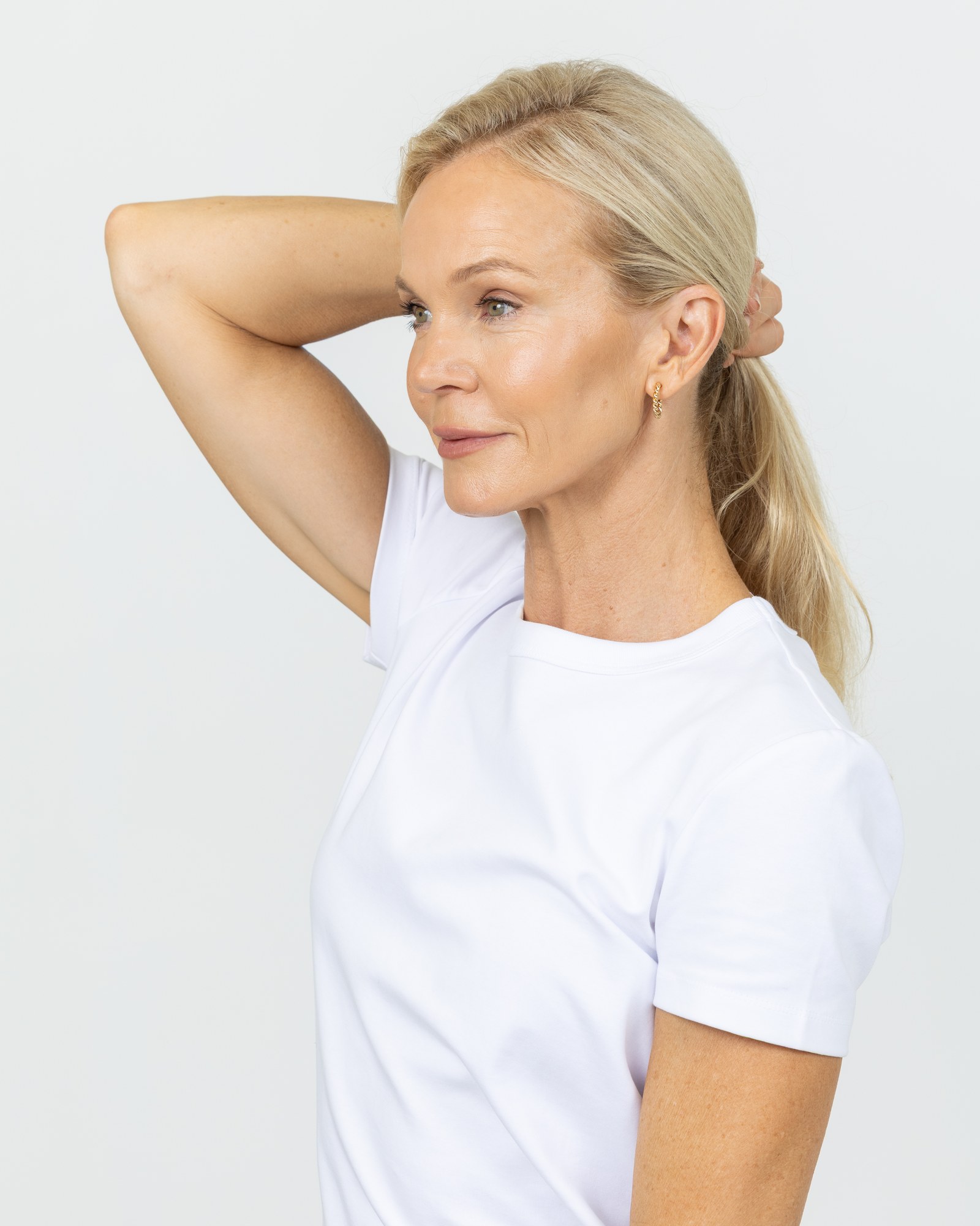 Nicole — white tee
